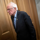 Illustration for article titled Sen. Bernie Sanders Finally Makes It Official and Ends His Floundering Fish on Sand Run for President